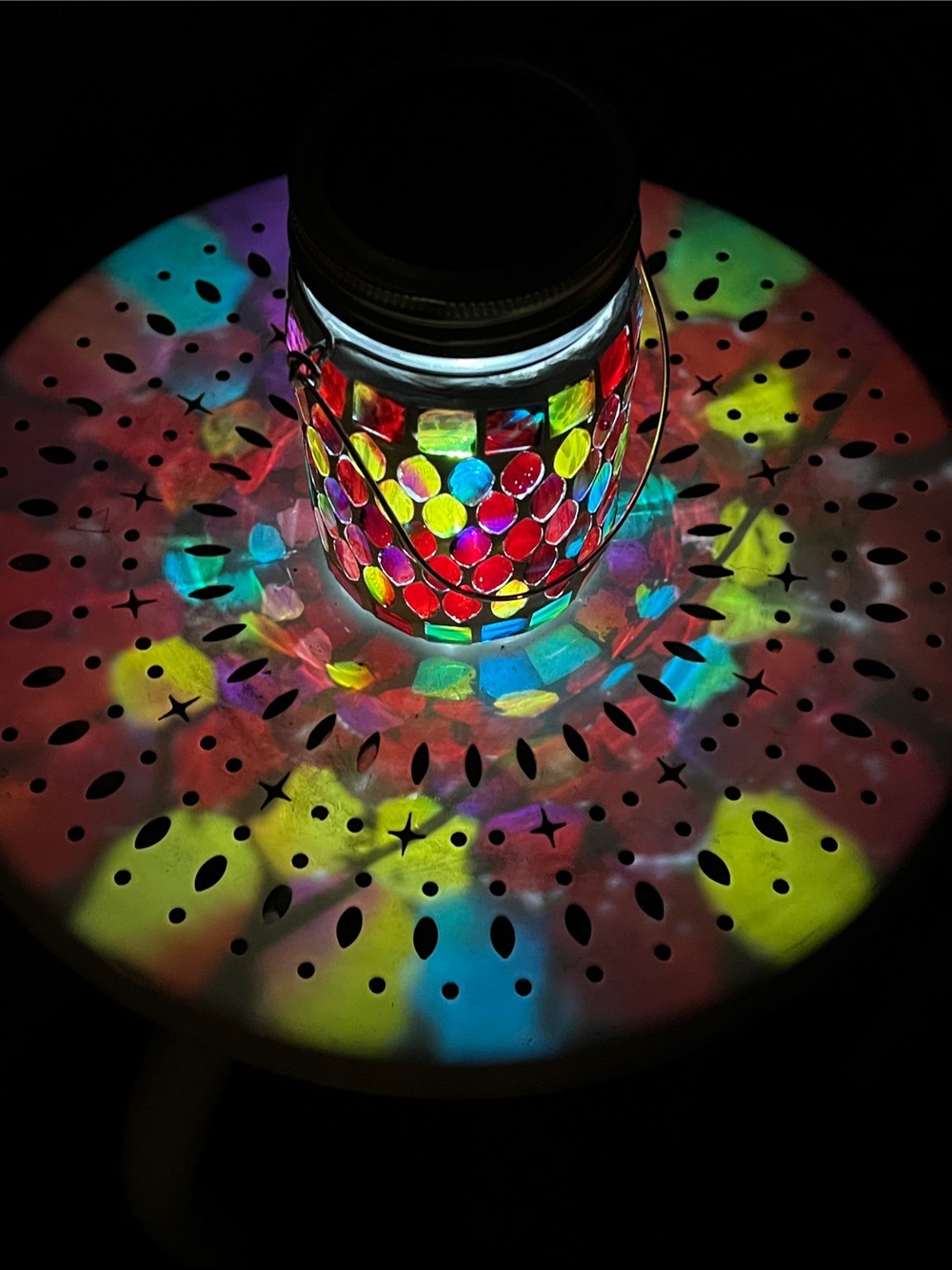 Colorful Mosaic Glass Hanging Solar Lantern- Multicolor Red - Picture 6 of 7